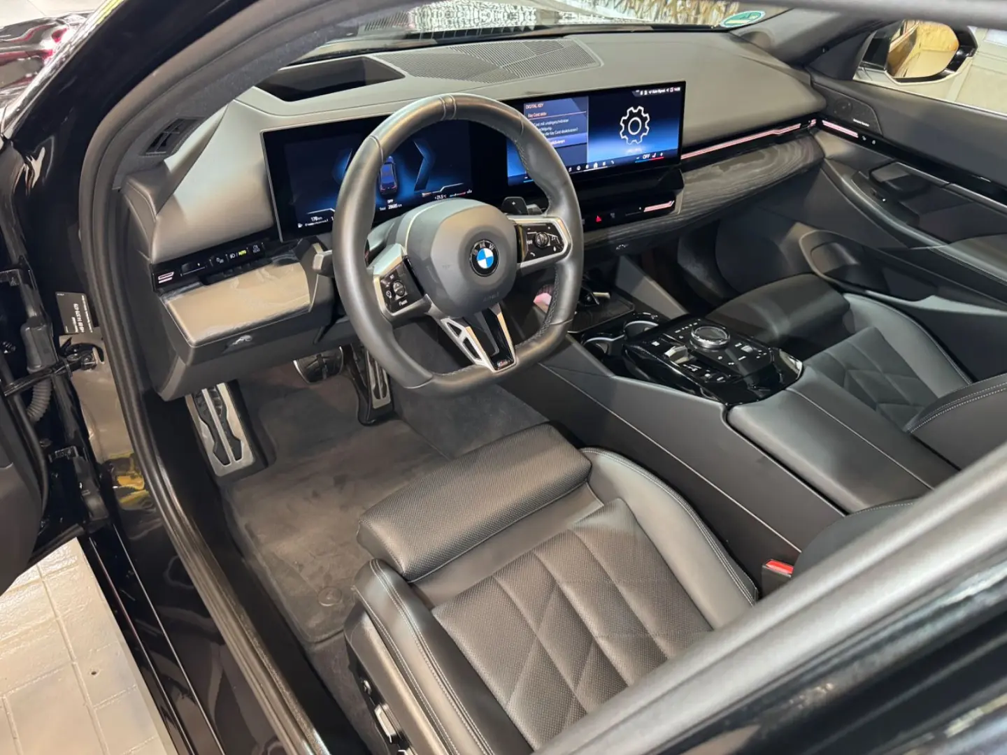 520i M Sport~PANO~LED~KAMERA 360 ~HEAD-UP