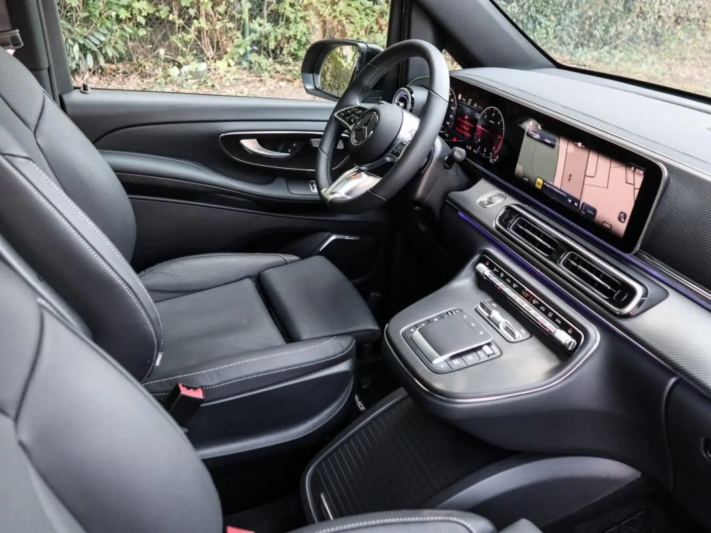 Mercedes-Benz V250 AMG Avantgarde Navi Pano Burmester 360