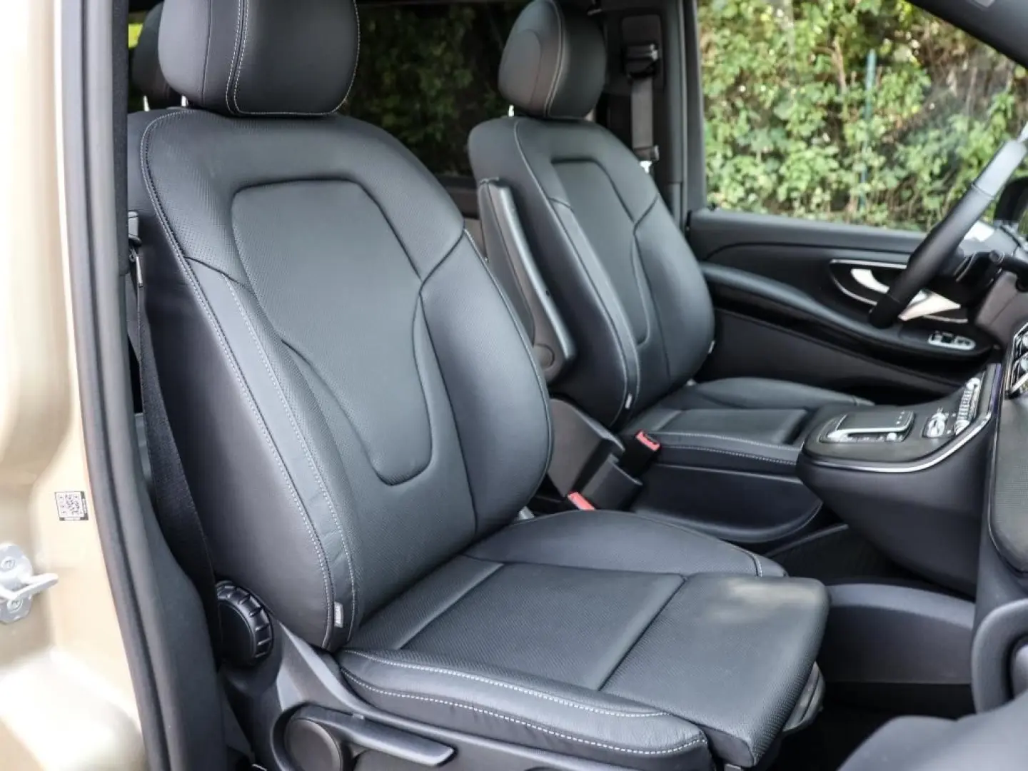 Mercedes-Benz V250 AMG Avantgarde Navi Pano Burmester 360