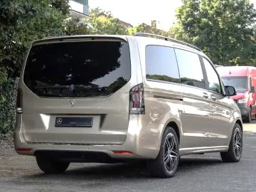 Mercedes-Benz V250 AMG Avantgarde Navi Pano Burmester 360