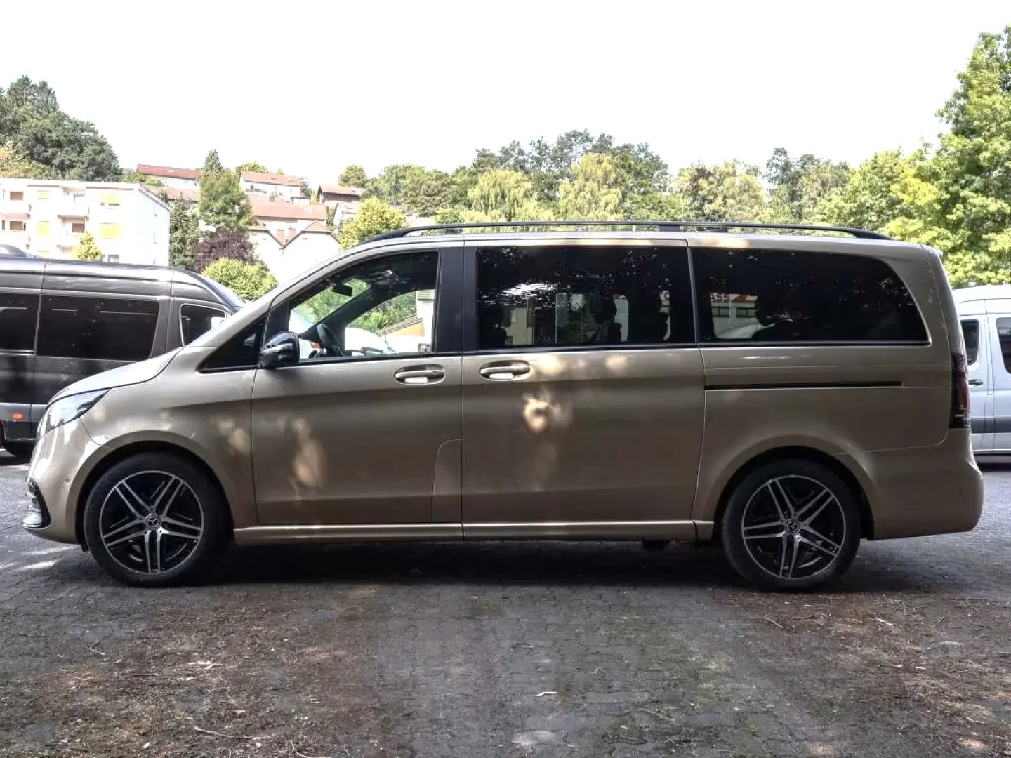 Mercedes-Benz V250 AMG Avantgarde Navi Pano Burmester 360