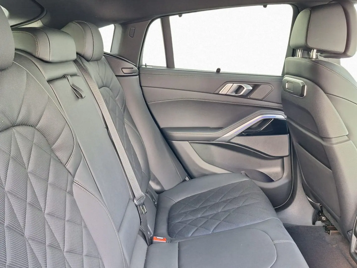 X6 xDr40i M Sport DAPro Stdhz Iconic Massage AHK