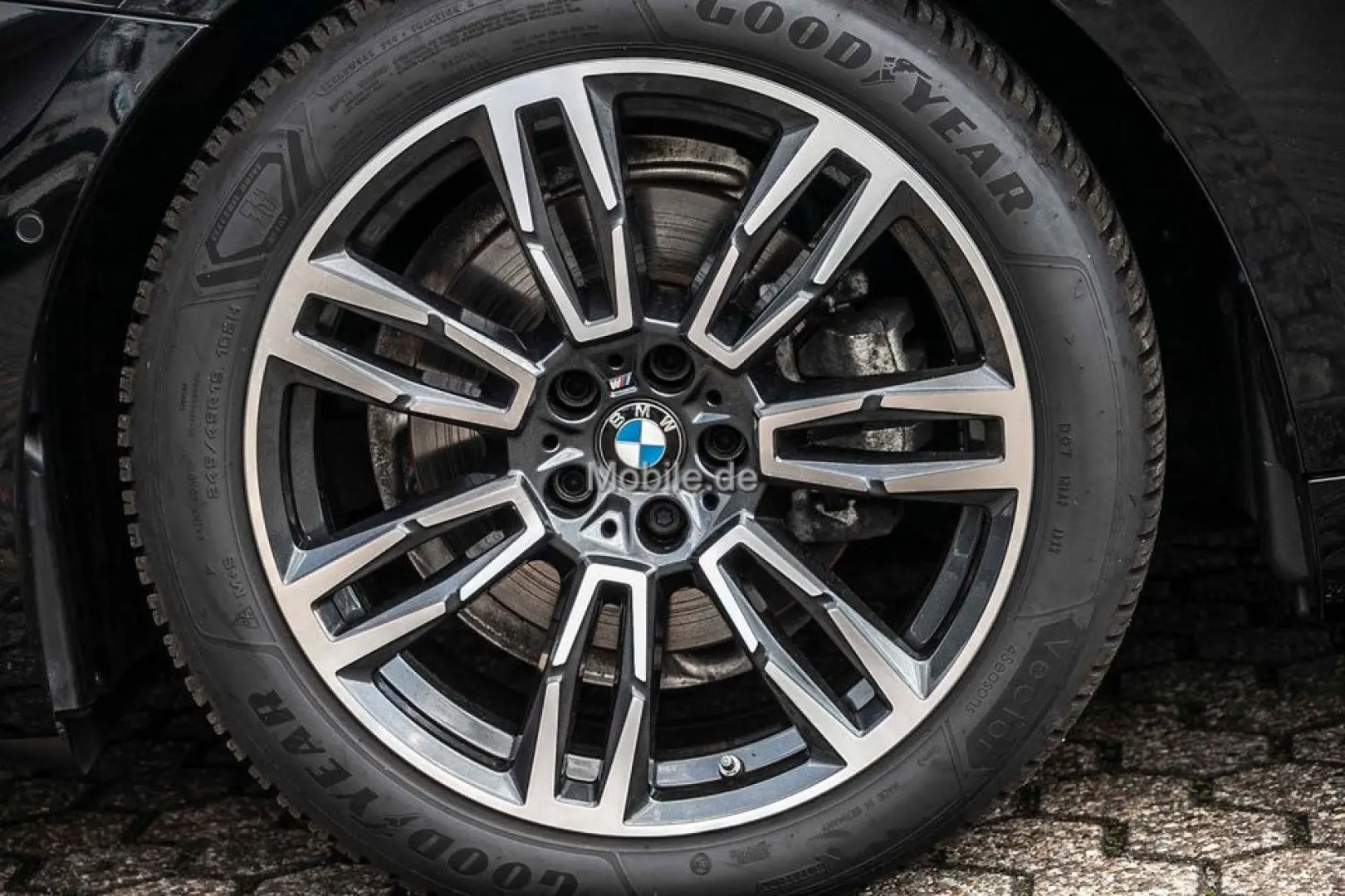 520i M Sportpaket harman kardon Navi RKam HeadUp