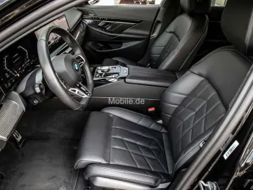 520i M Sportpaket harman kardon Navi RKam HeadUp