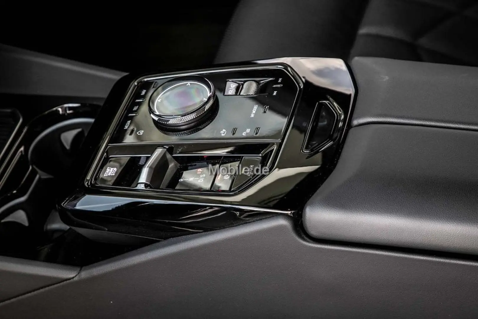 520i M Sportpaket harman kardon Navi RKam HeadUp