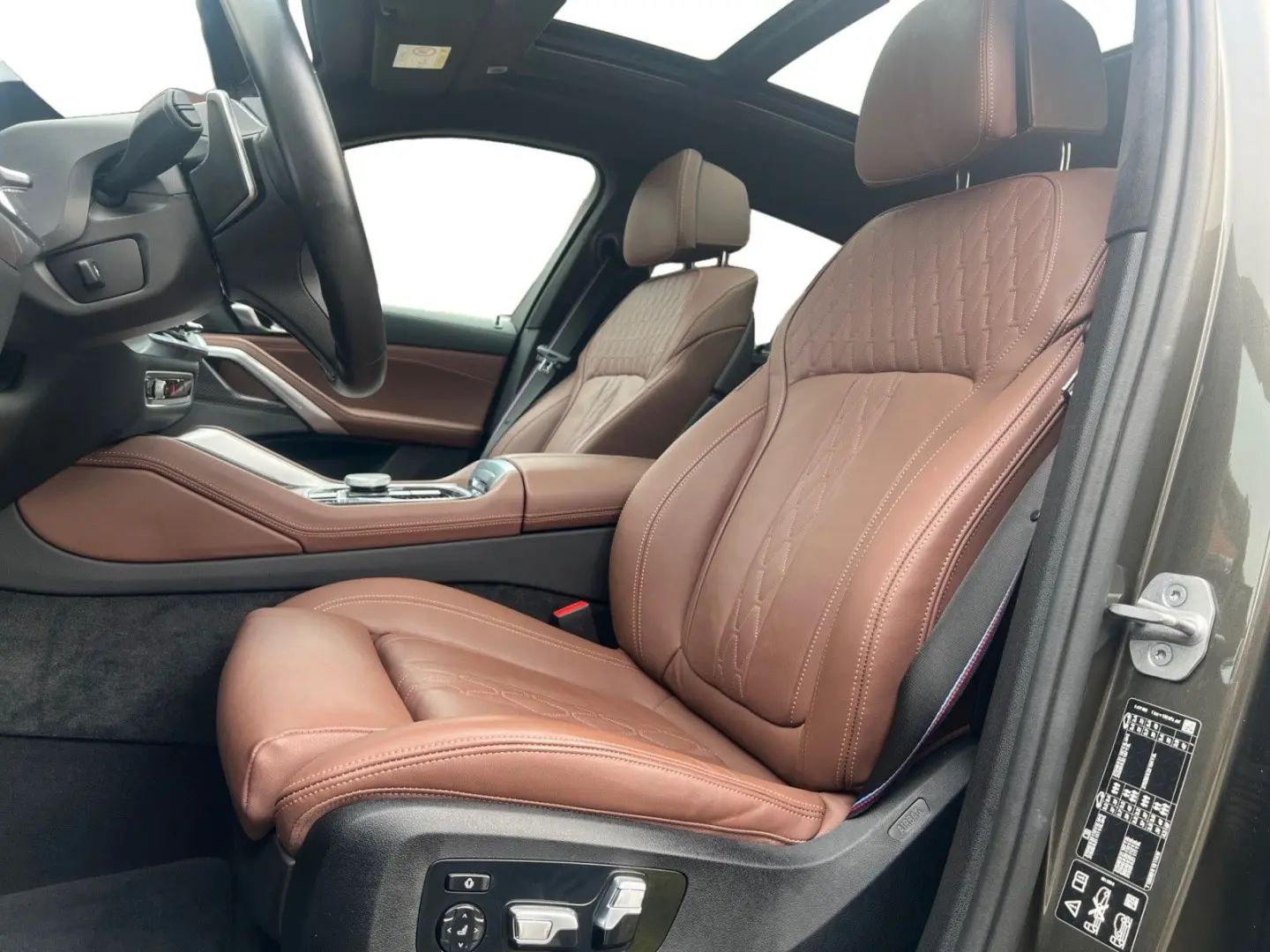 X6 40i xDrive M Sport Paket Pro AHK PANO STHZ