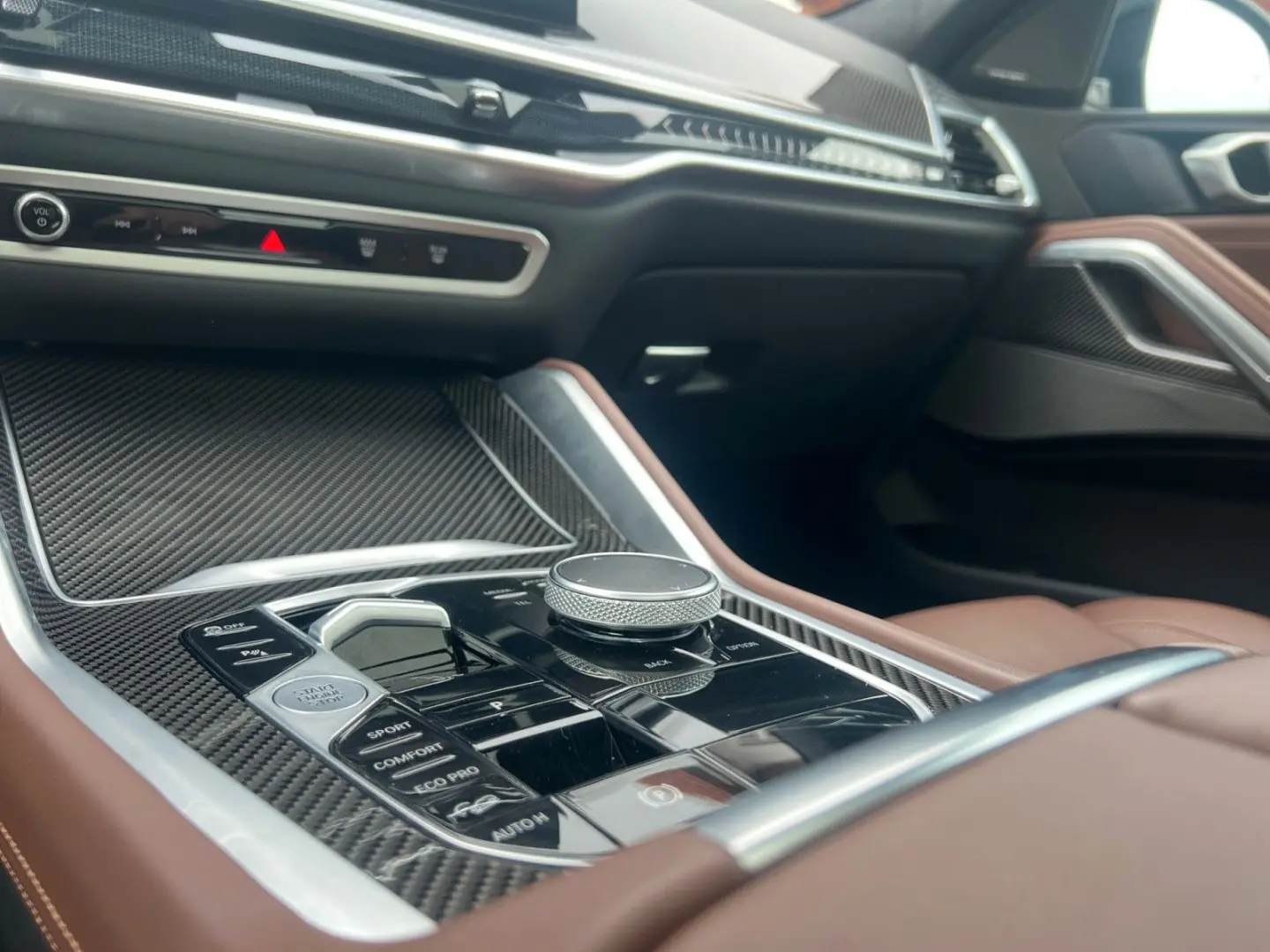 X6 40i xDrive M Sport Paket Pro AHK PANO STHZ