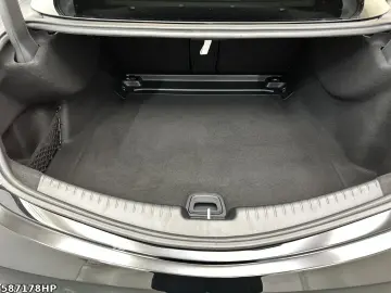 CLE 300 4M Coupe AMG