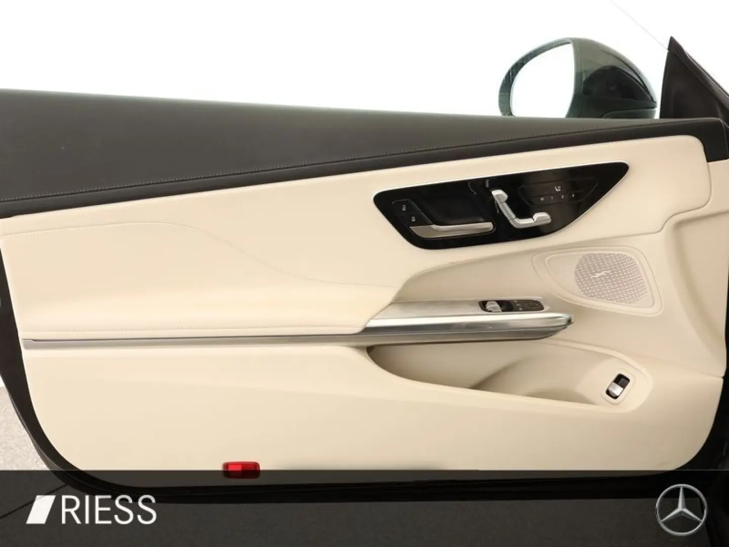 CLE 300 4M AMG Sport DIGITAL LIGHT