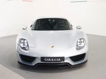 918 Spyder- Weissach Package