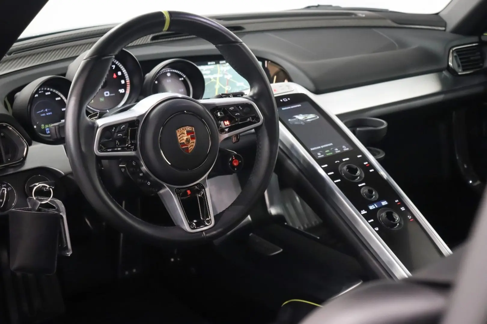 918 Spyder- Weissach Package