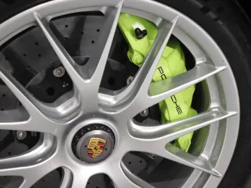 918 Spyder- Weissach Package