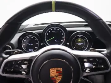 918 Spyder- Weissach Package