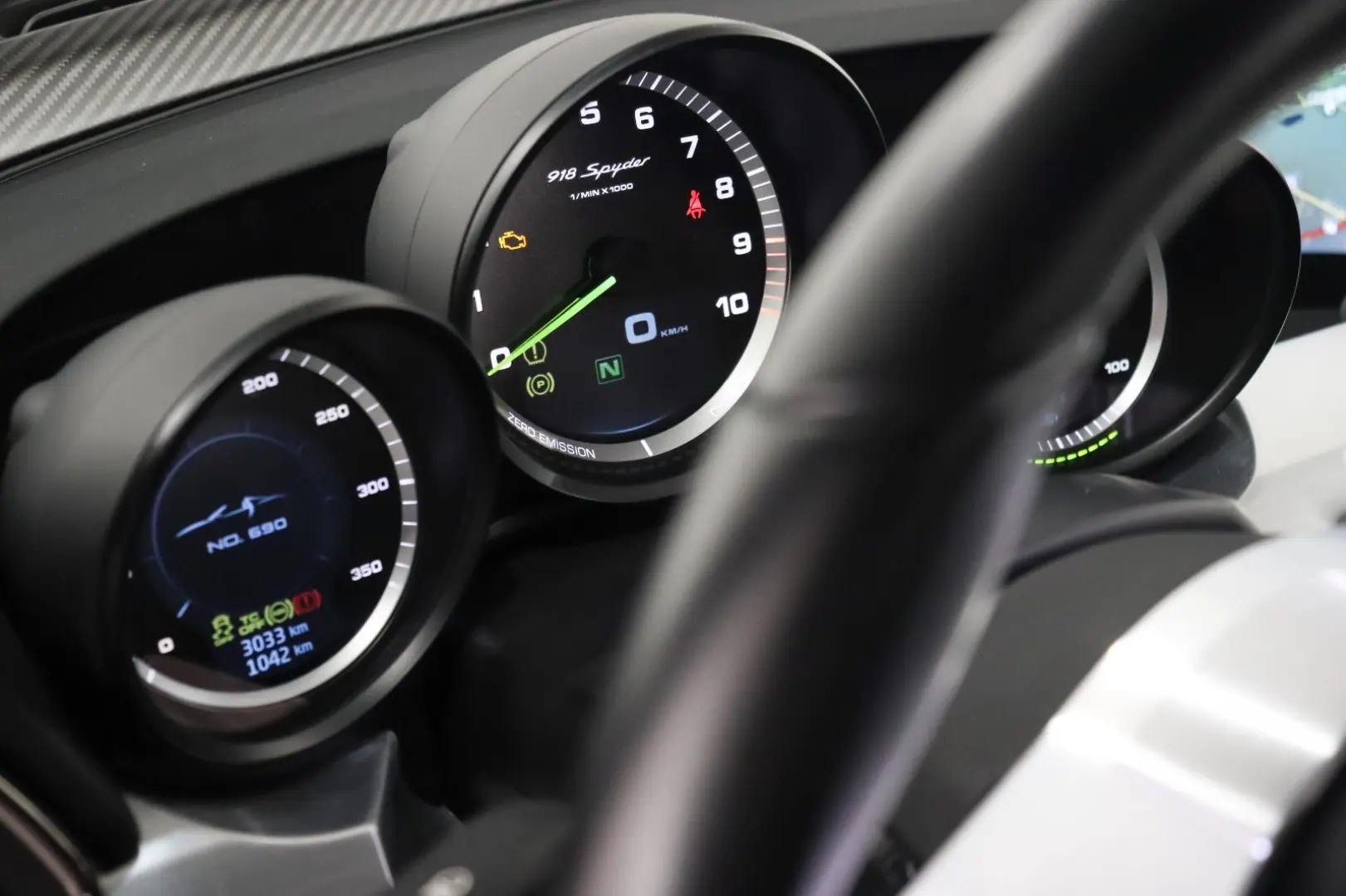 918 Spyder- Weissach Package