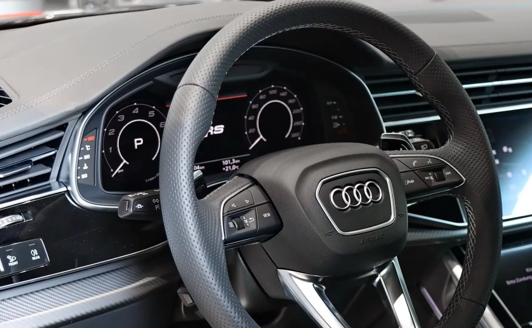 Audi RSQ8 quattro tiptronic AHK 23 ZOLL