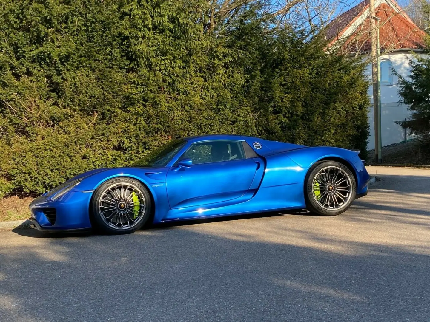 918 Spyder - 1 Hand