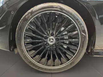 CLE 300 e AMG  MBUX Pano AHK DigitalLight ACC