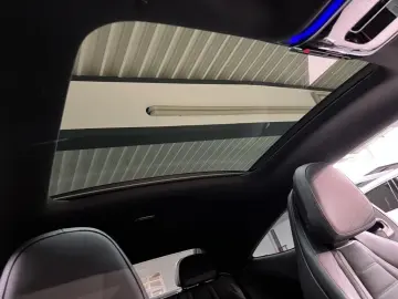 CLE 300 e AMG  MBUX Pano AHK DigitalLight ACC