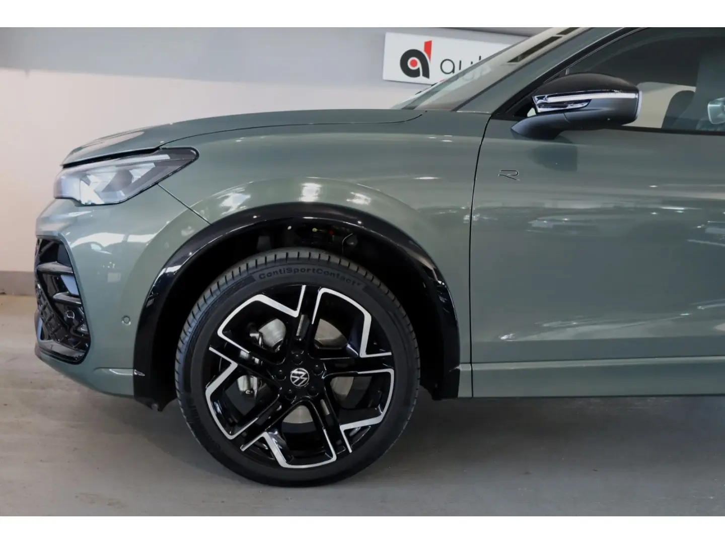 Tiguan 2.0 TDI DSG 4M R-Line   Harman Kardon