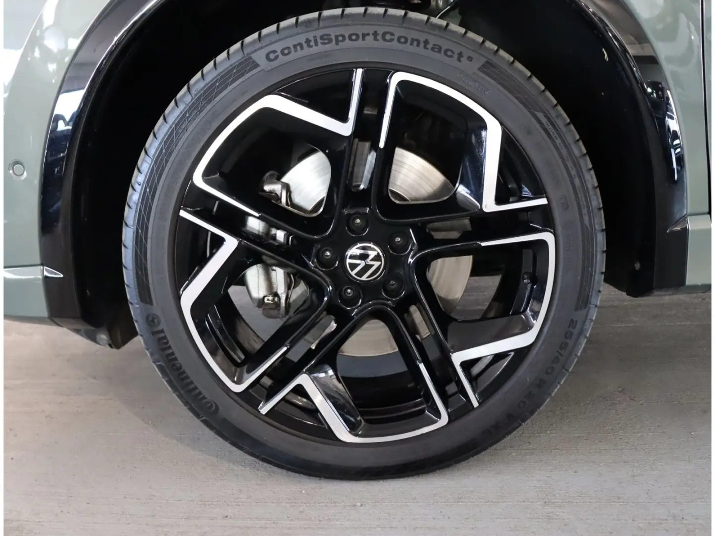 Tiguan 2.0 TDI DSG 4M R-Line   Harman Kardon