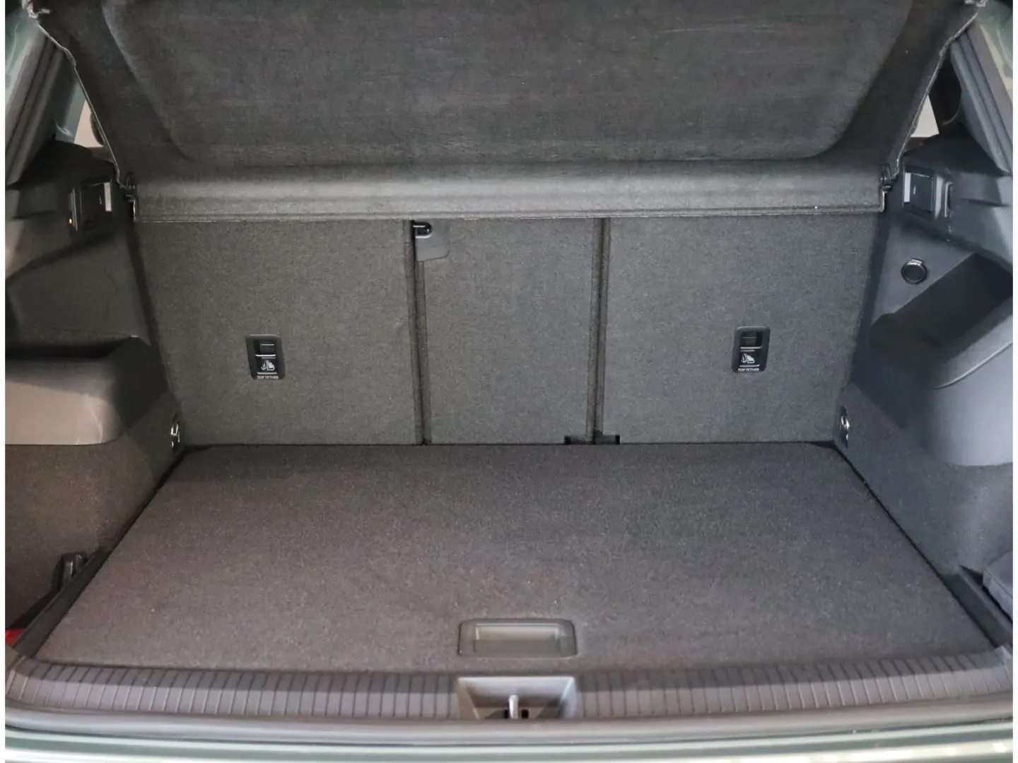 Tiguan 2.0 TDI DSG 4M R-Line   Harman Kardon