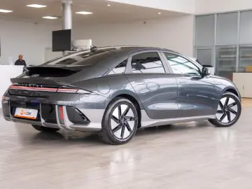 Hyundai IONIQ 6 53 kWh