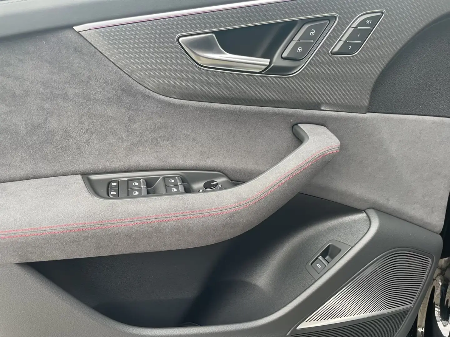 Audi RSQ8 SUV RS Q8 441 kW tiptronic