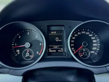 Volkswagen Golf – 2010