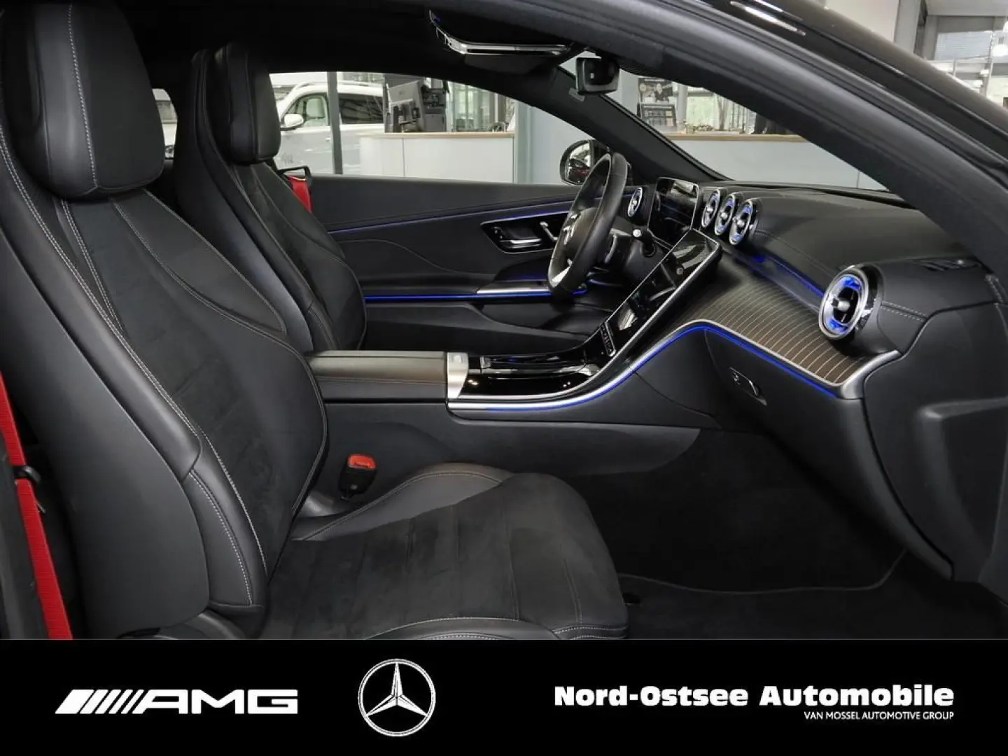 CLE 200 AMG 4M COUPE NIGHT PANO DISTRO 360 HUD