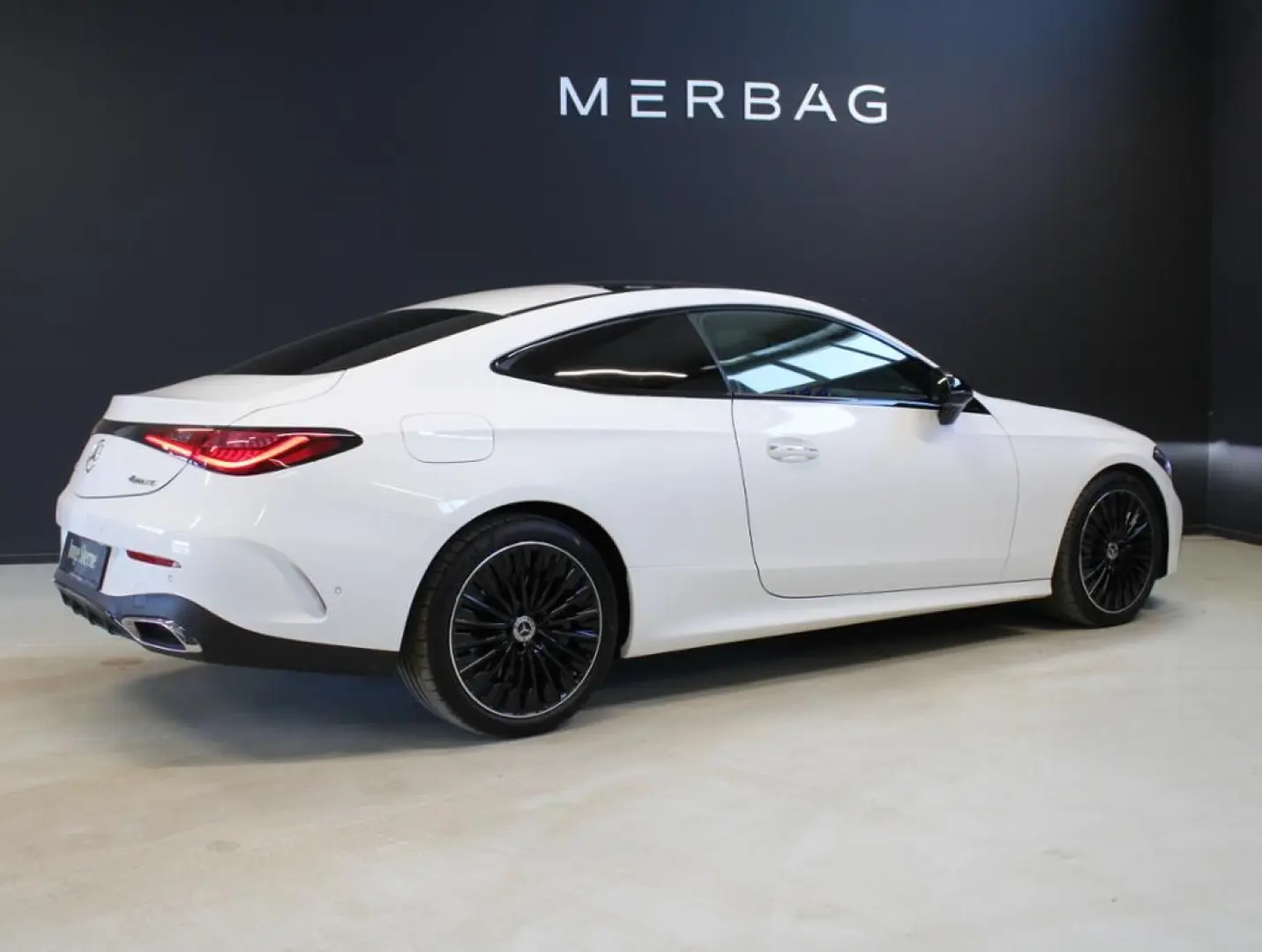 CLE 450 4M CP  AMG Night Pano Digital AHK Distro