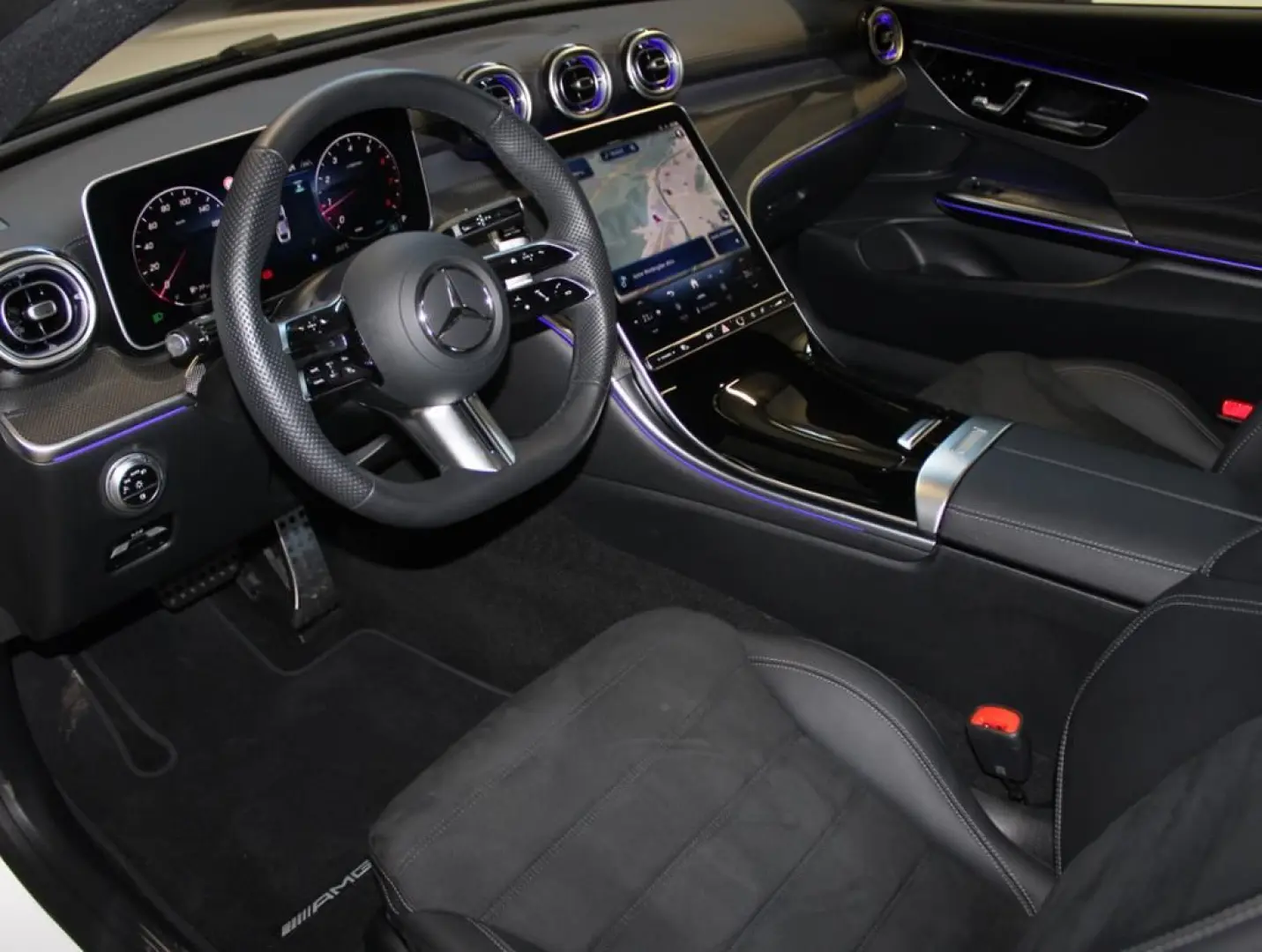 CLE 450 4M CP  AMG Night Pano Digital AHK Distro