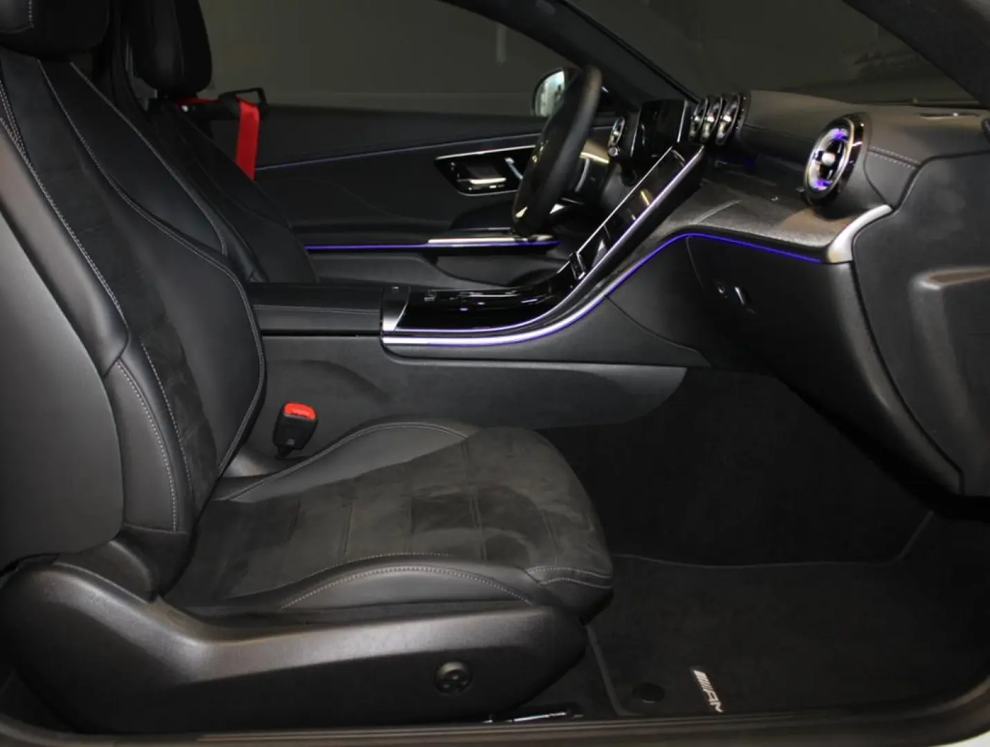 CLE 450 4M CP  AMG Night Pano Digital AHK Distro