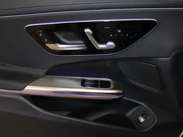 CLE 450 4M CP  AMG Night Pano Digital AHK Distro