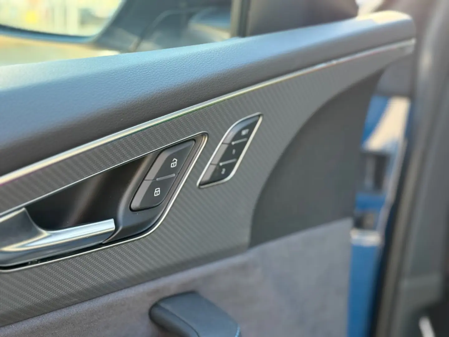 Audi RSQ8 performanță 4.0 TFSI quattro