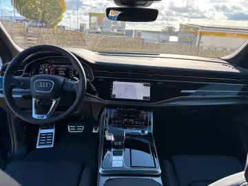 Audi RSQ8 performanță 4.0 TFSI quattro