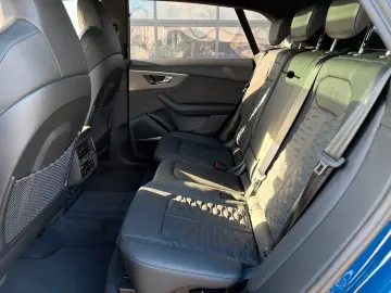 Audi RSQ8 performanță 4.0 TFSI quattro
