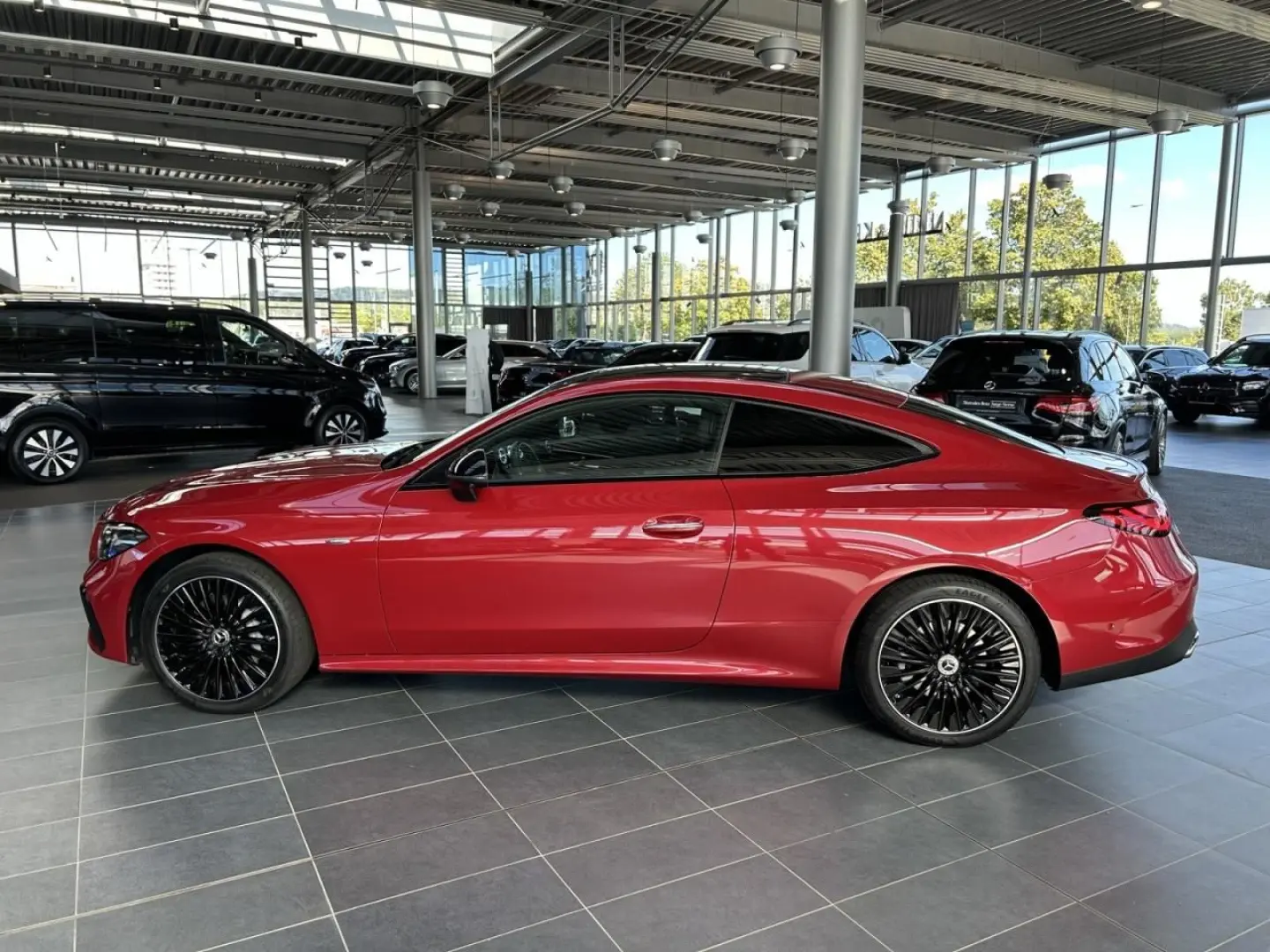 CLE 300 e mit EQ Hybrid Technologie Pano Night