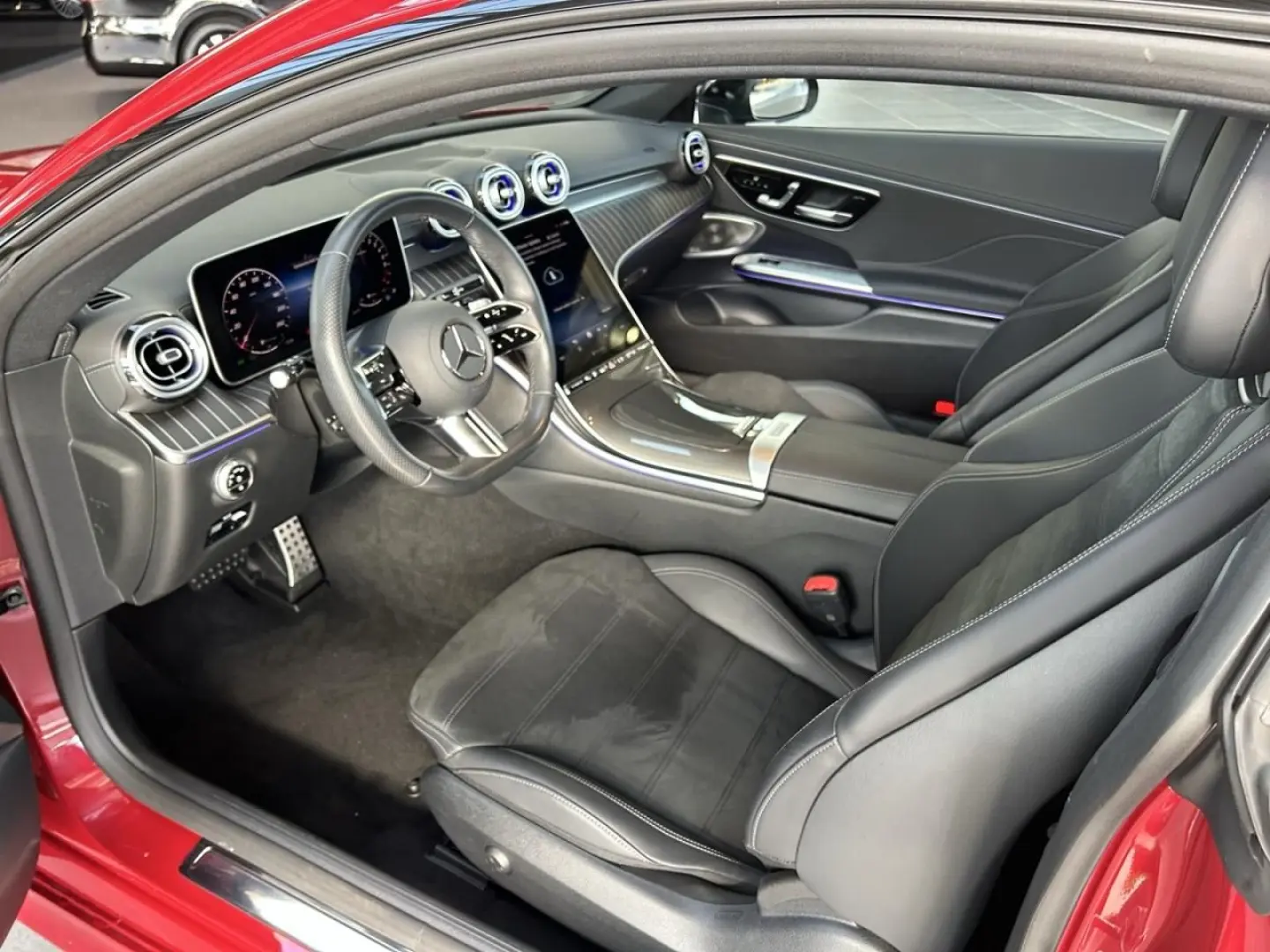 CLE 300 e mit EQ Hybrid Technologie Pano Night