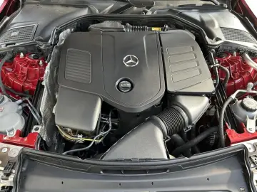 CLE 300 e mit EQ Hybrid Technologie Pano Night