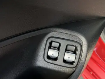 CLE 300 e mit EQ Hybrid Technologie Pano Night