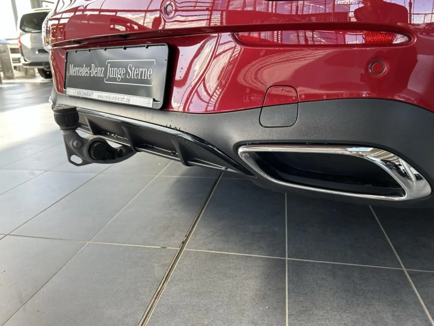 CLE 300 e mit EQ Hybrid Technologie Pano Night