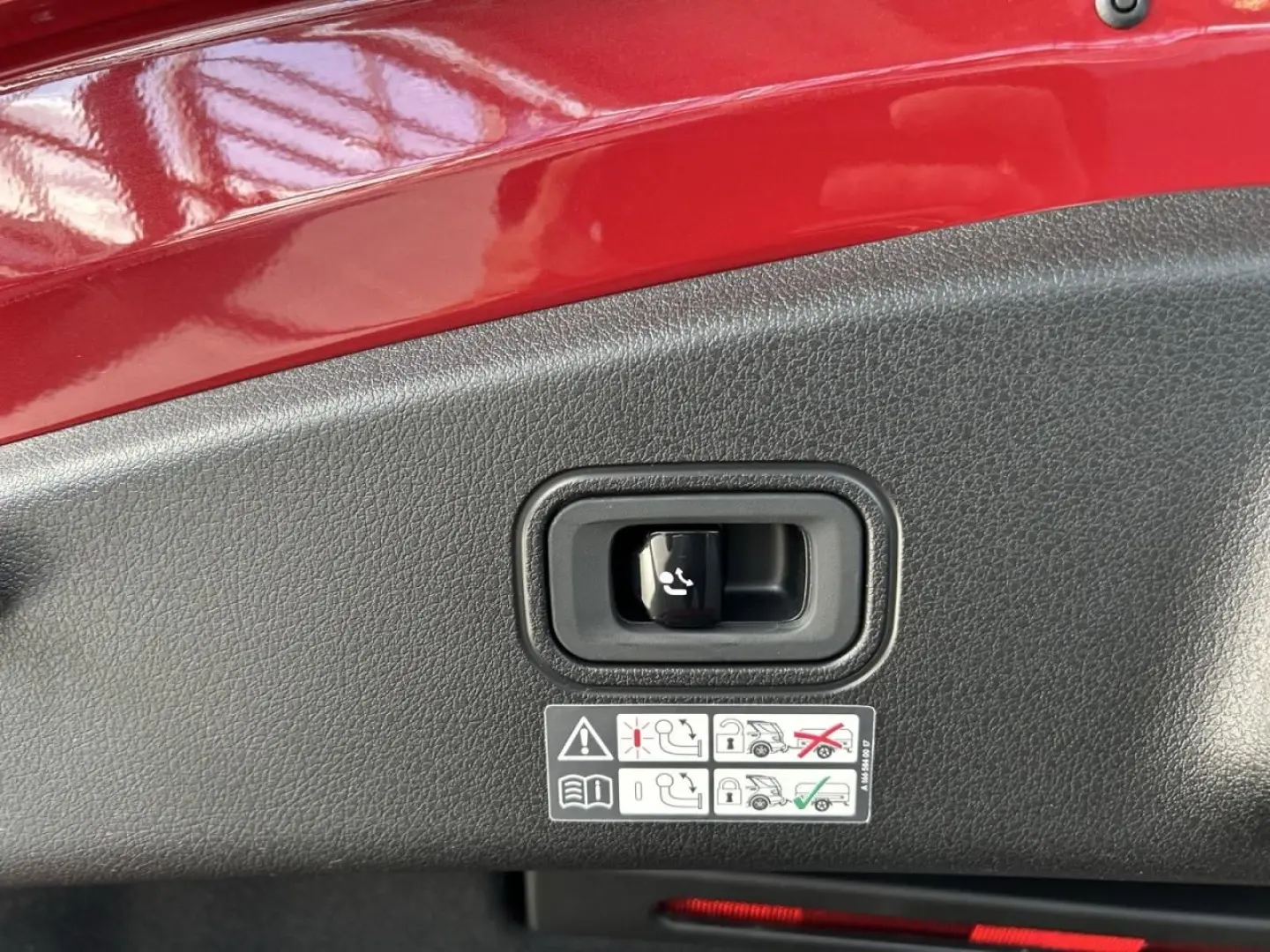 CLE 300 e mit EQ Hybrid Technologie Pano Night