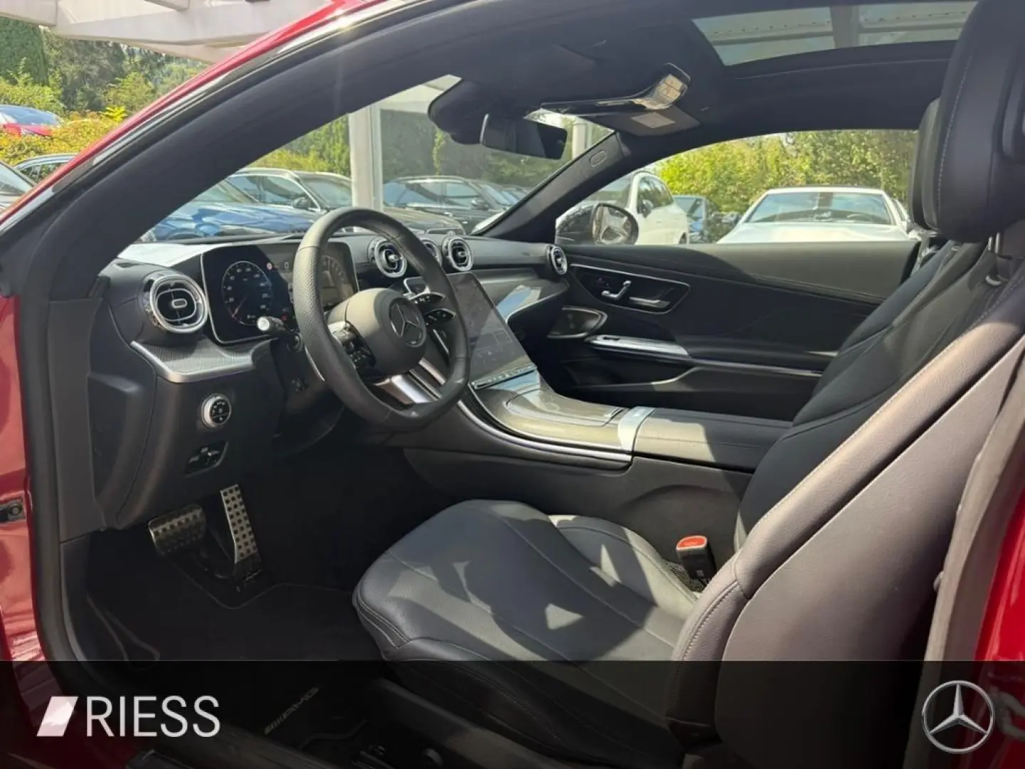 CLE 300 e Cp AMG Sport Night Distr AHK Pano Burm