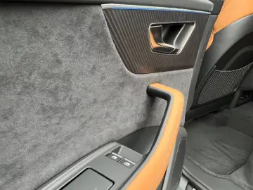 Audi RSQ8 Performanță