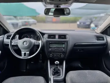 Volkswagen Jetta – 2011