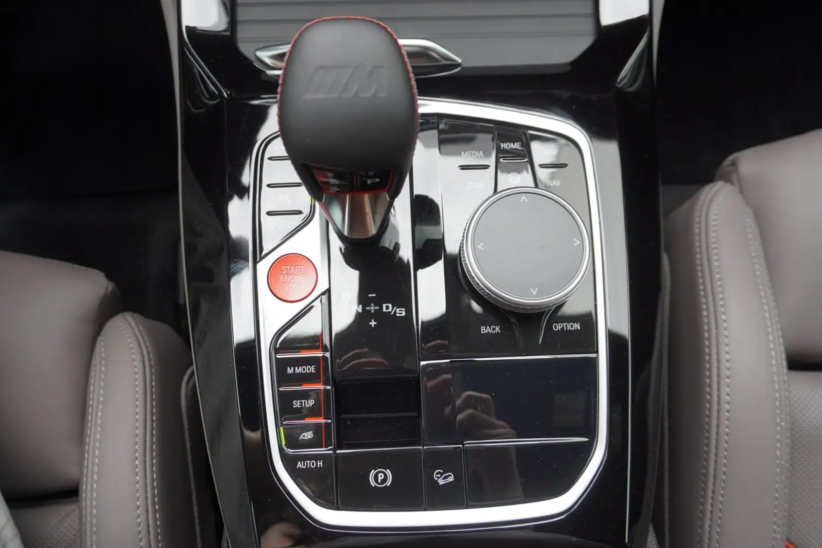 X4 M M Competition INDIVIDUAL Head-Up Kamera Har