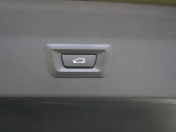 X4 M M Competition INDIVIDUAL Head-Up Kamera Har