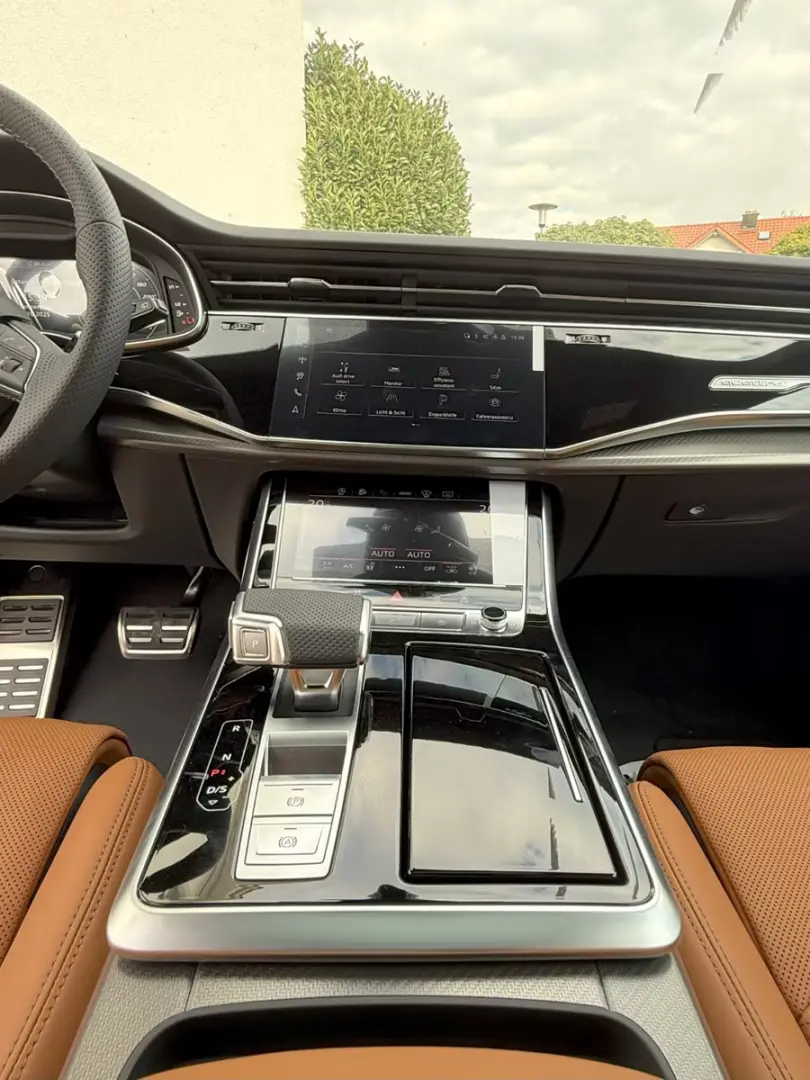 Audi RSQ8 performanță PR25 Pano HuD Matrix