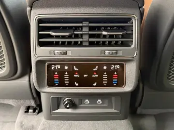 Audi RSQ8 performanță PR25 Pano HuD Matrix