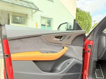 Audi RSQ8 performanță PR25 Pano HuD Matrix